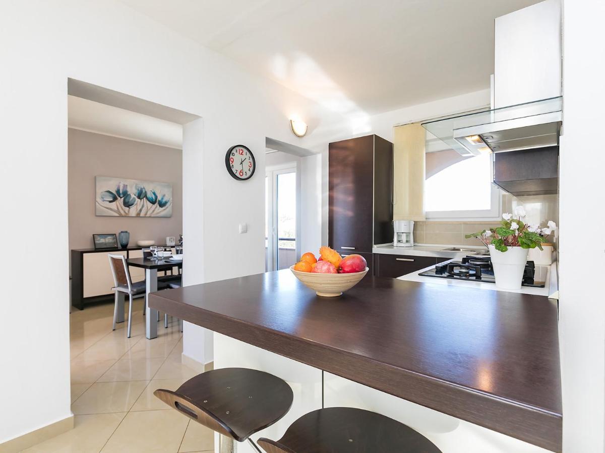 Holiday Appartment Tessa Porec Exterior photo